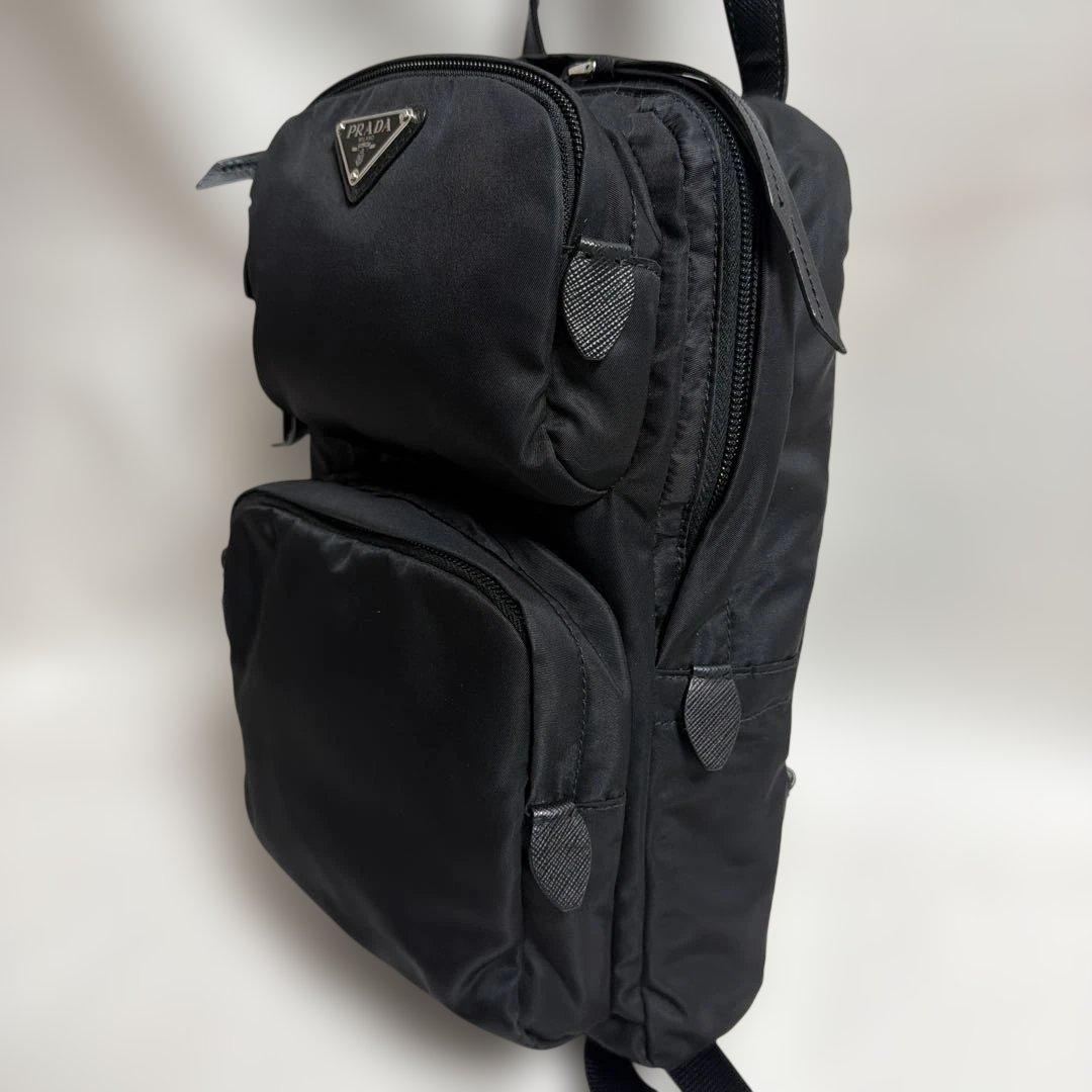 PRADA プラダ トライアングルロゴボデ イバッグショルダーバッグ