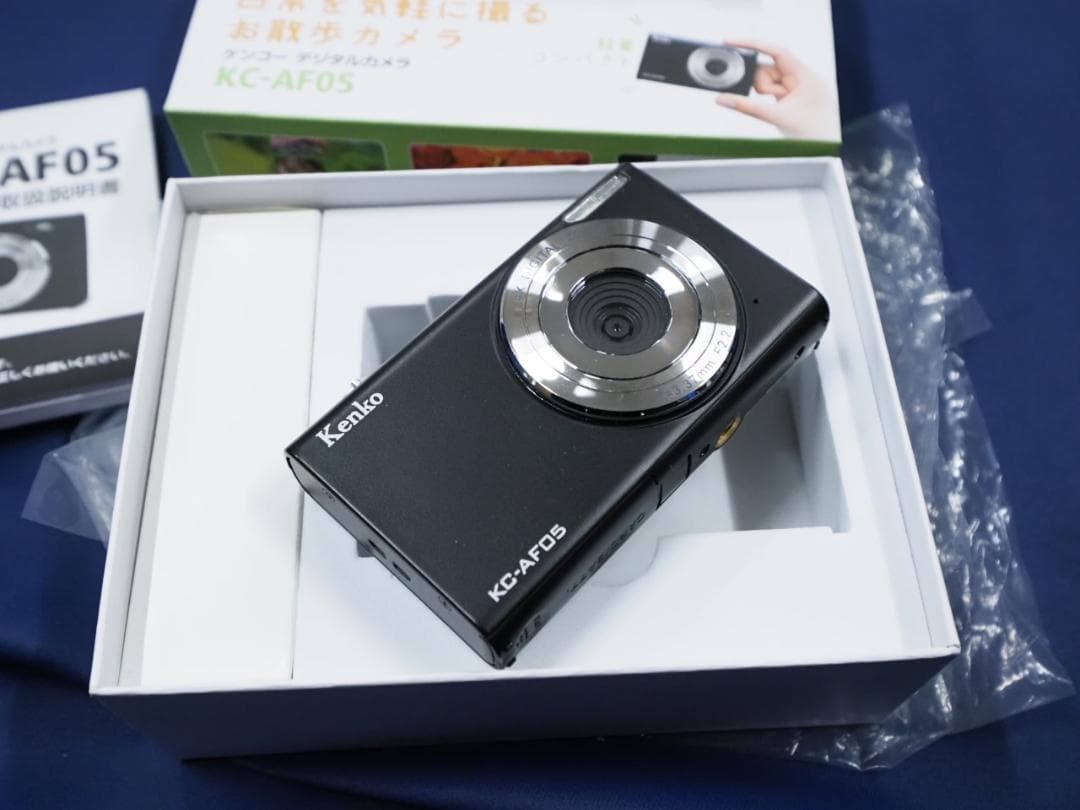 未使用 ケンコー デジタルカメラ KC-AF05 コンデジ　B級品