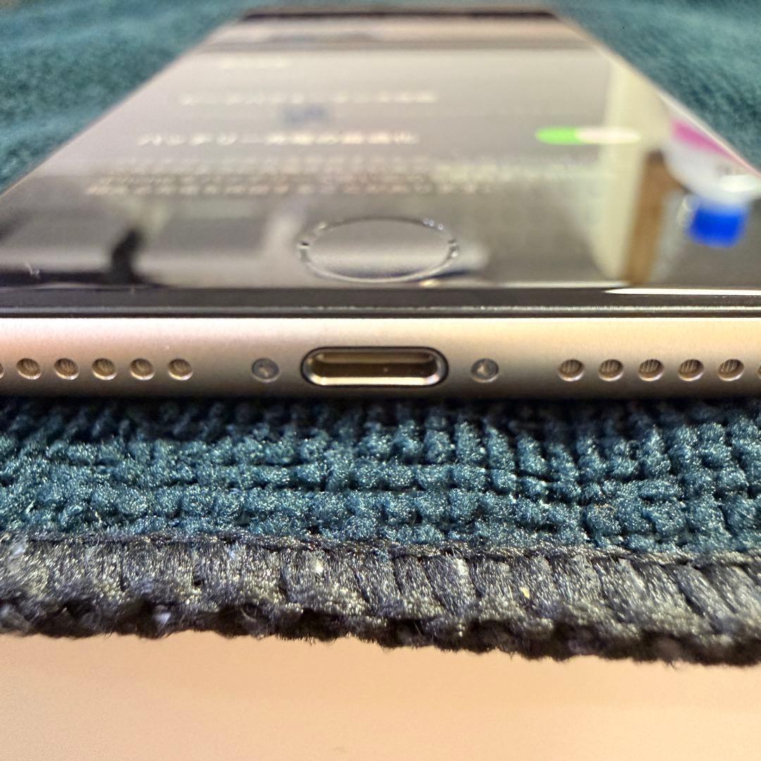 Apple iPhone SE (第3世代) 64GB SE3 バッテリー新品