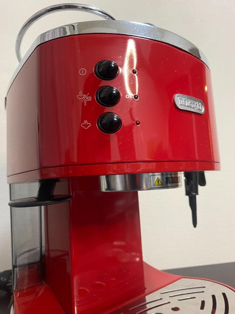 DeLonghi 赤 エスプレッソマシン　デロンギEC310