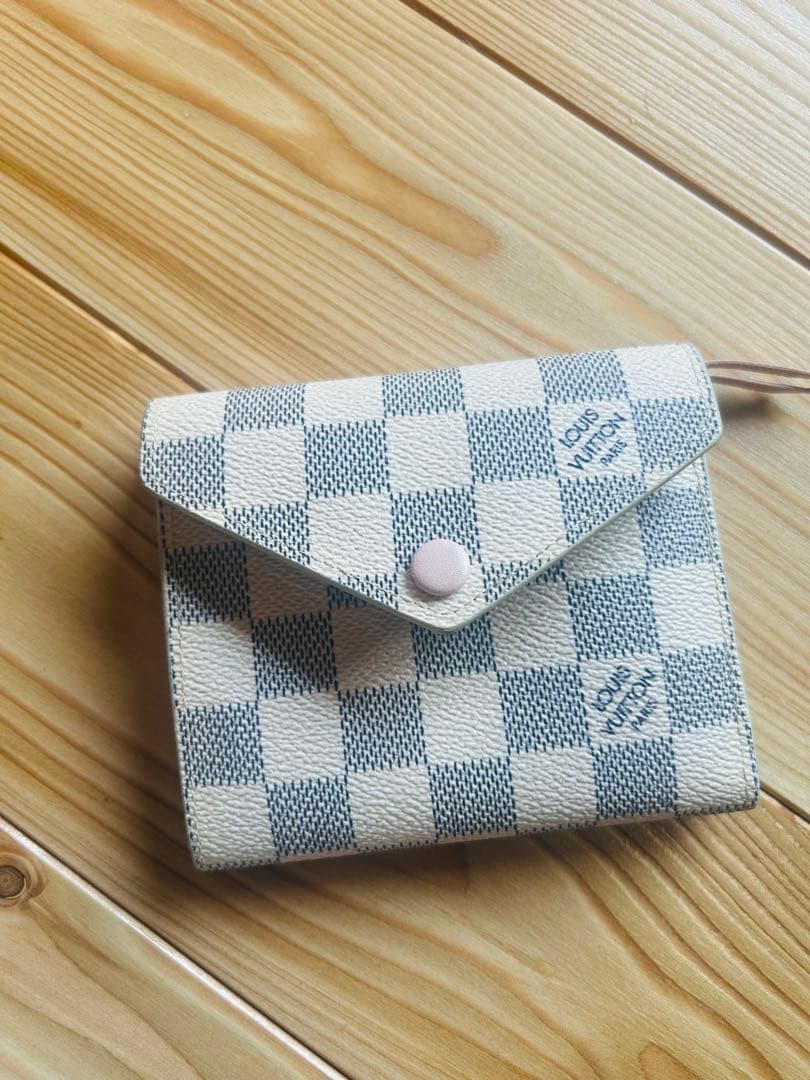 可愛い二つ折り財布♡レディース♡