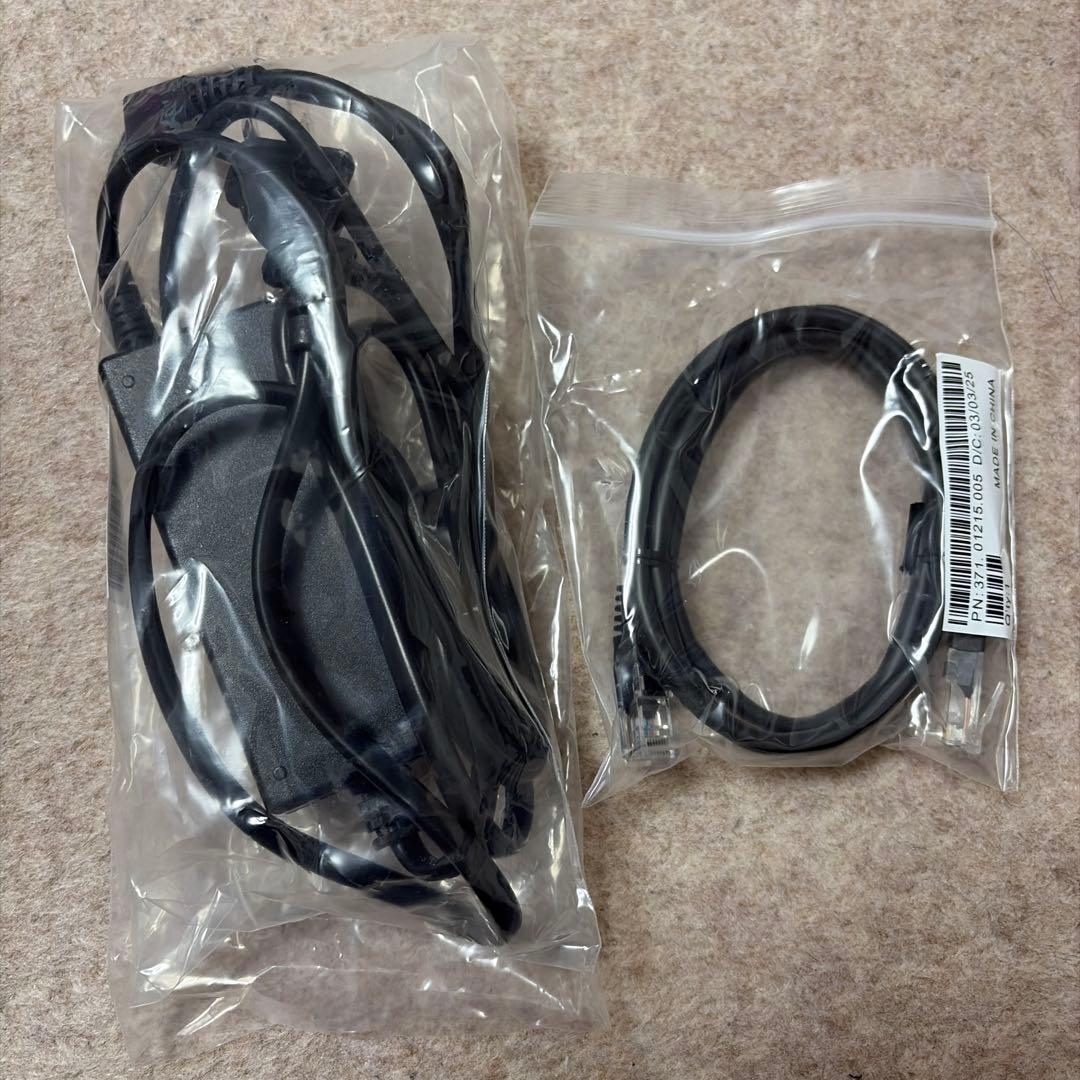 docomo  5G HR02 ダークグレー