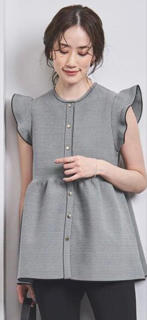 タイムセール！ユナイテッドアローズ新品ペプラムフリルスリーブ ジャカード ベスト