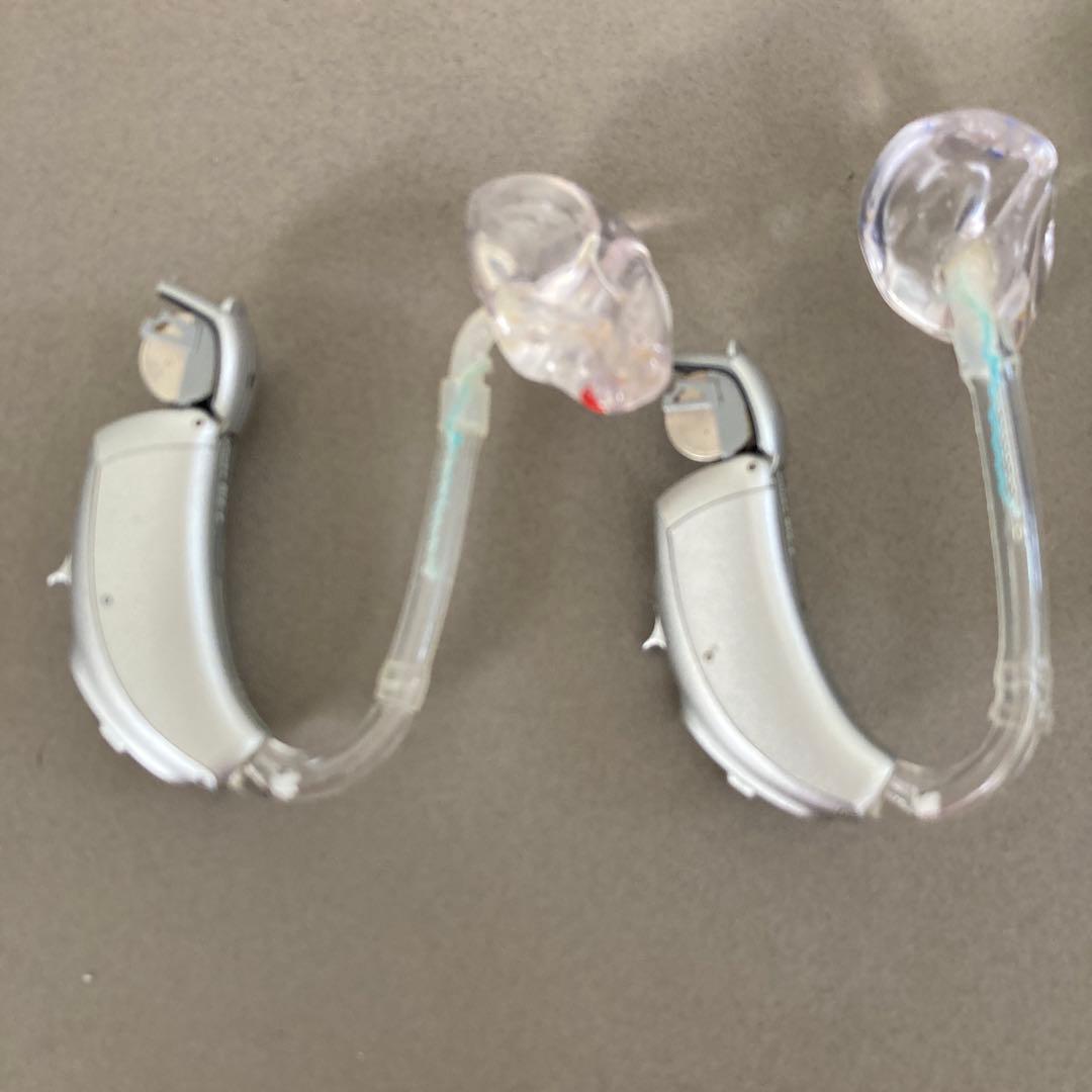 シ*ー様 【PHONAK】 補聴器 (両耳)■ケース付き■電池7個付き