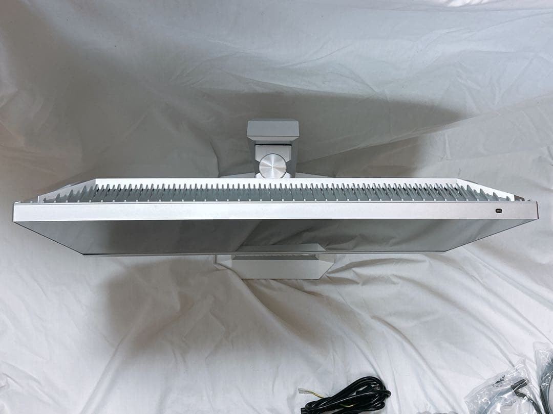 ディスプレイ・モニター本体 INNOCN 27M2V