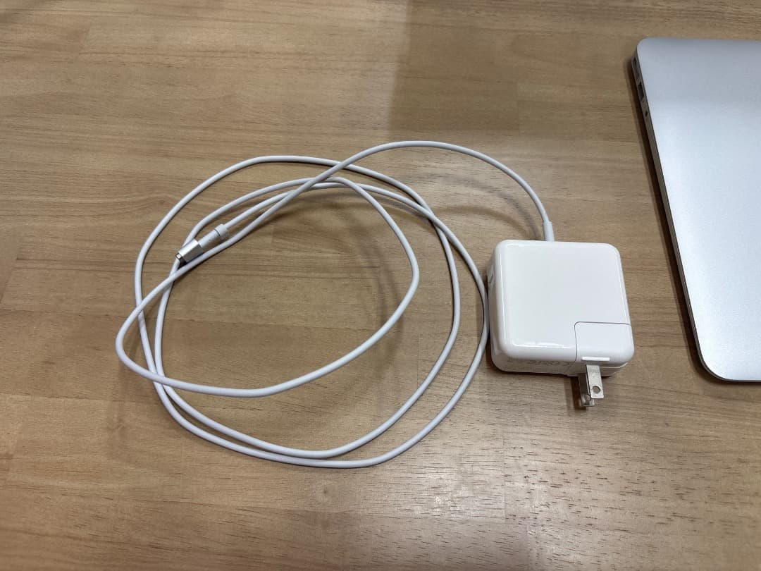 MacBook Air シルバー A1466