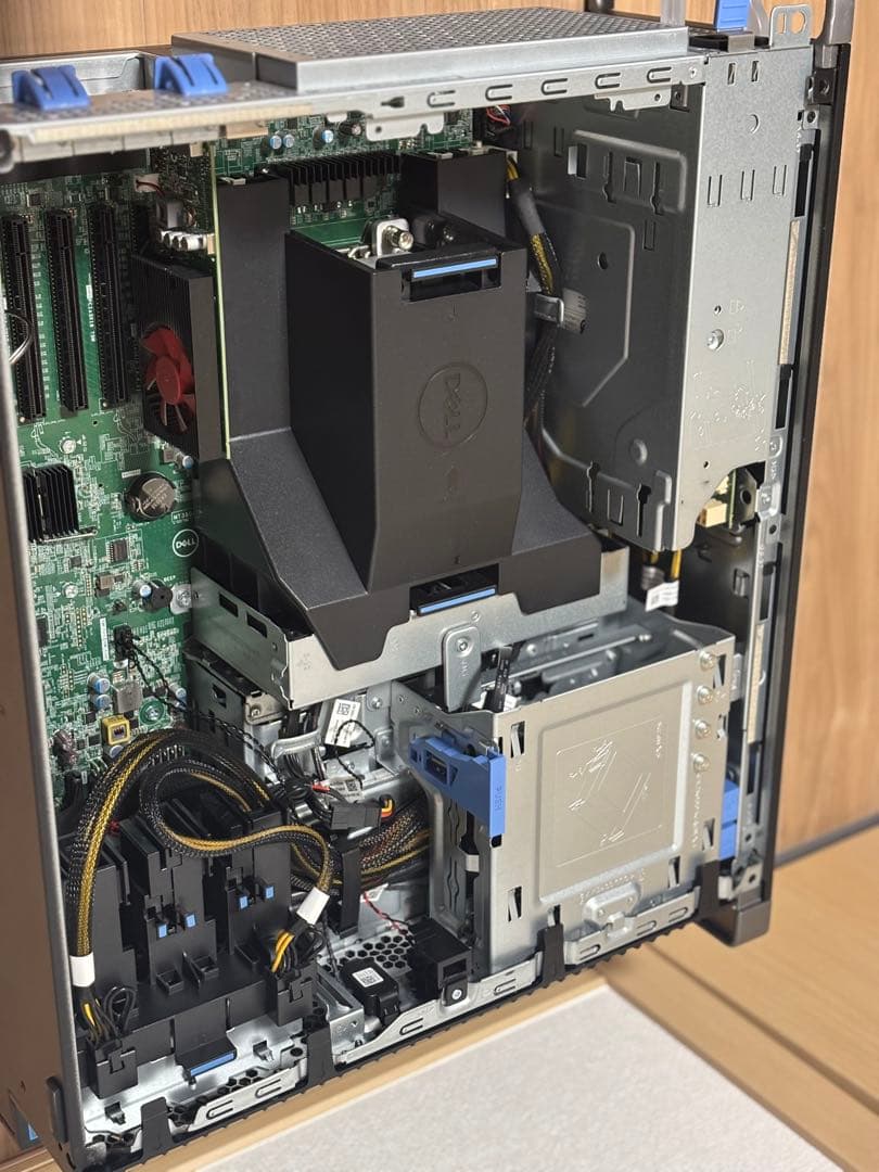 ワークステーション DELL Precision 5820 XEON W-2123