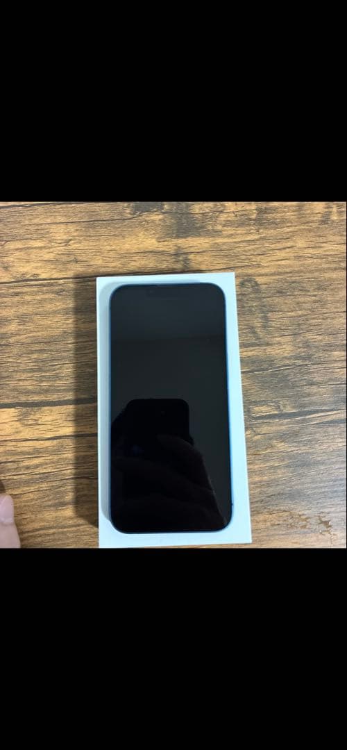 Apple iPhone 13 本体 青色