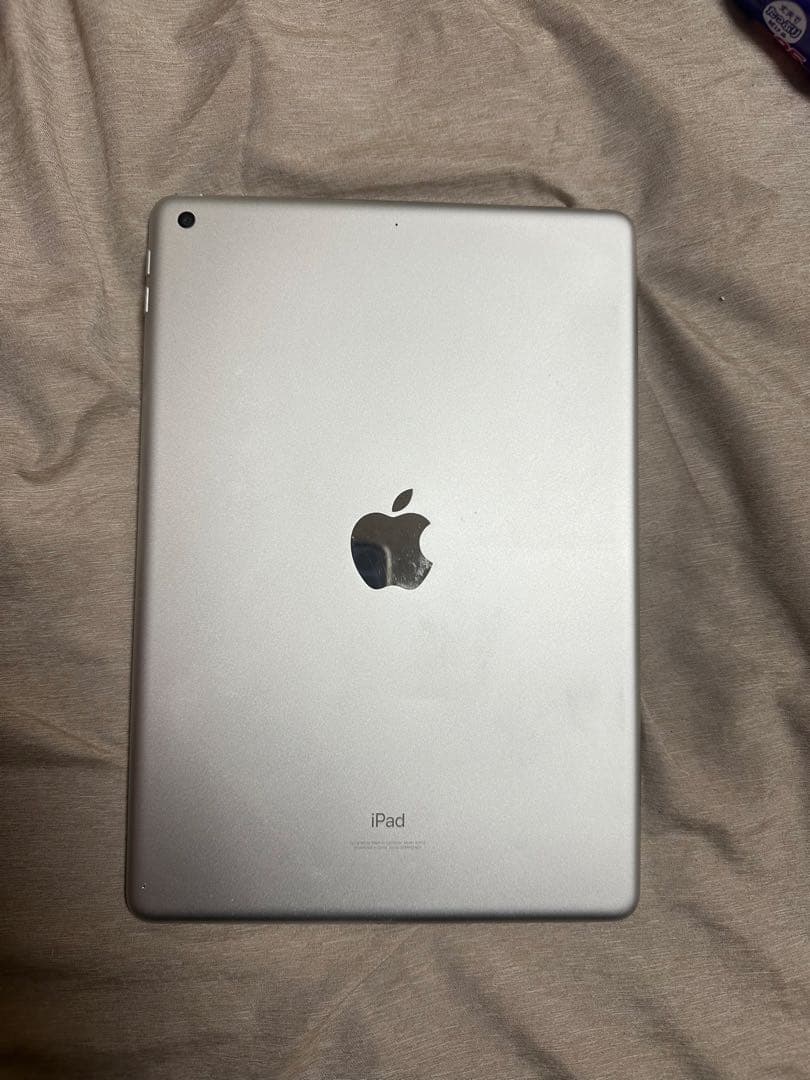 iPad シルバー 64GB Wi-Fiモデル