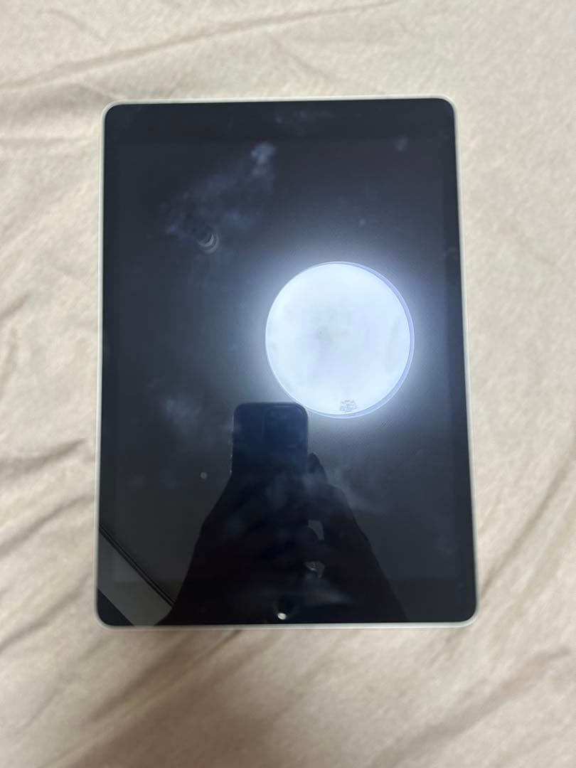 iPad シルバー 64GB Wi-Fiモデル