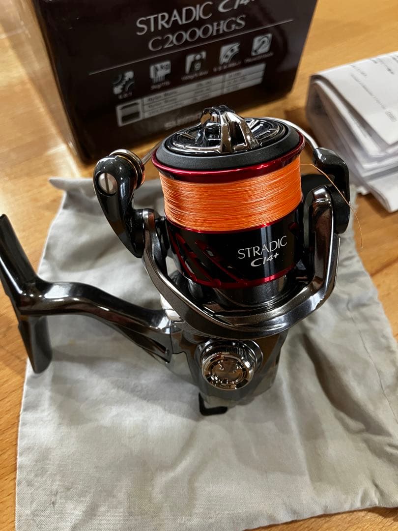リール SHIMANO STRADIC C14+ C2000HGS