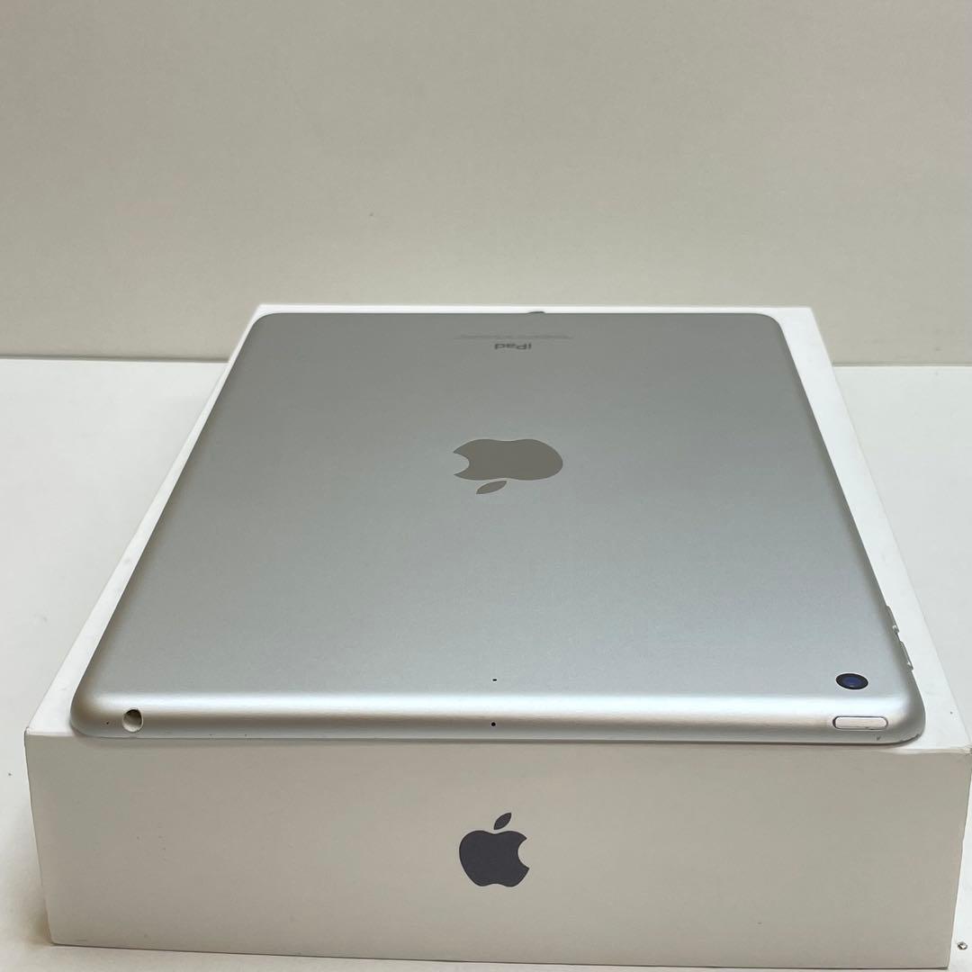 IPad 第6世代 32GB Wi-Fi A1893