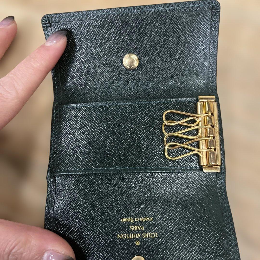 m*♡様 ルイヴィトン タイガ ミュルティクレ 4連 キーケース エピセア 緑