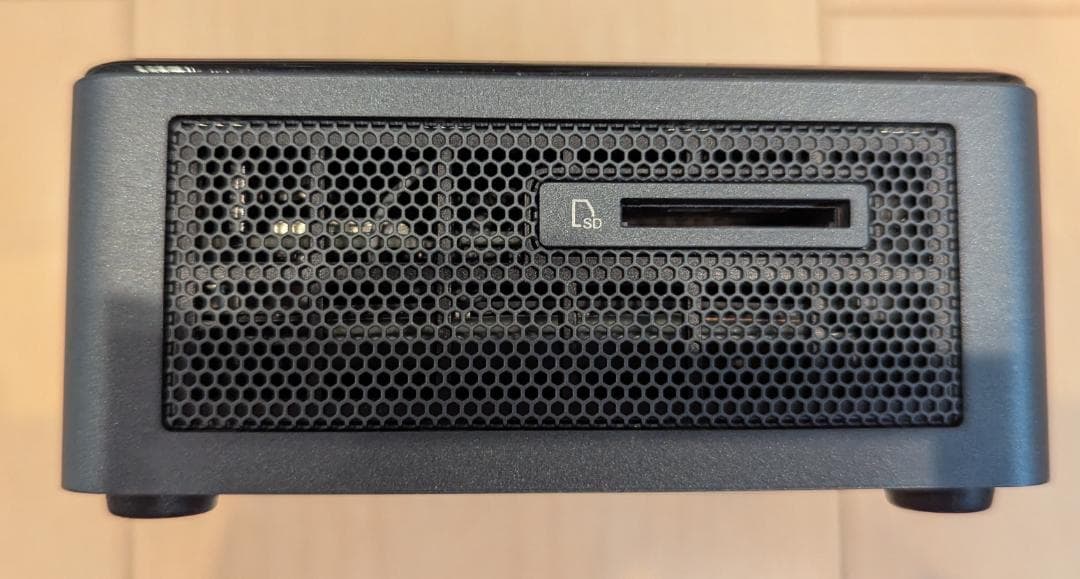 ミニPC Intel NUC10i7 32GB / 256GB / Win 11 Pro