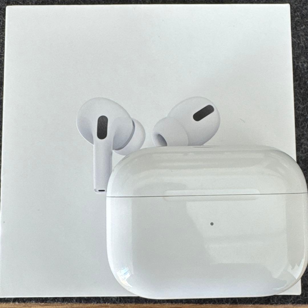 AirPods Pro ワイヤレス充電ケース付き