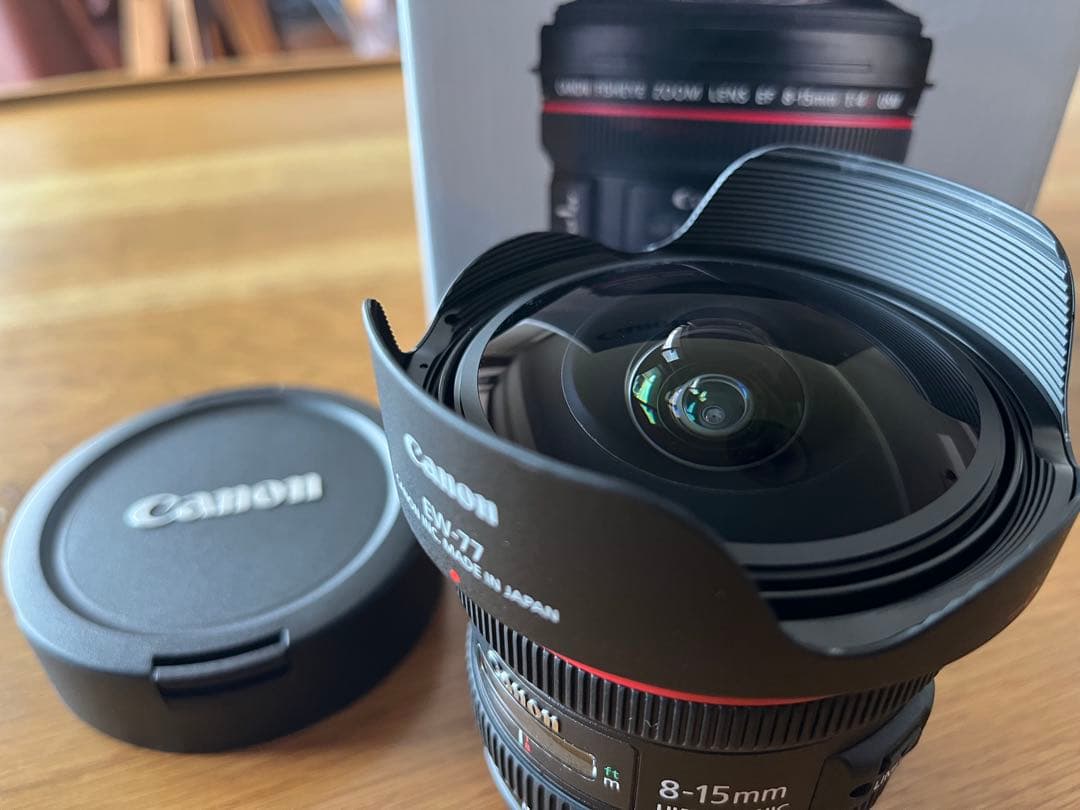 Canon EF 8-15mm f/4L Fisheye USM ズームレンズ