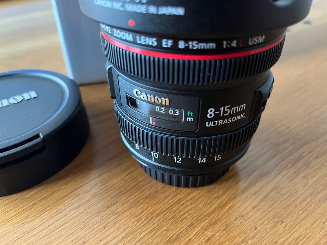 Canon EF 8-15mm f/4L Fisheye USM ズームレンズ