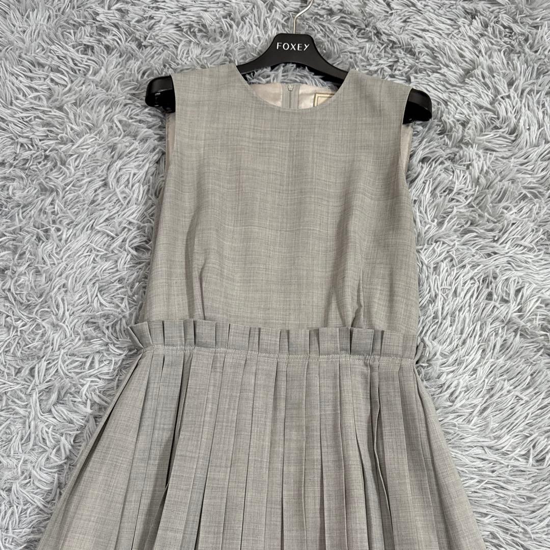 美品✨フォクシー デイジーリン プリーツワンピースドレス 洗える グレー 38