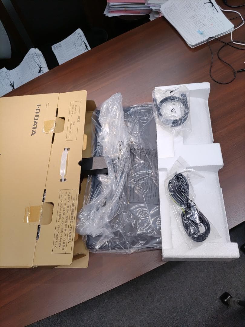 パソコンのモニター　23.8型ワイド