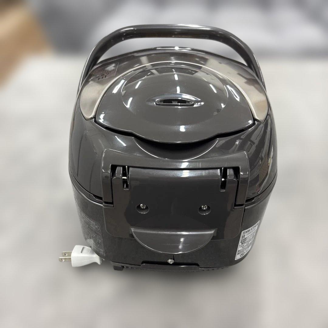 象印 炊飯器 NW-VT10 5.5合炊き　ブラウン　2024年製