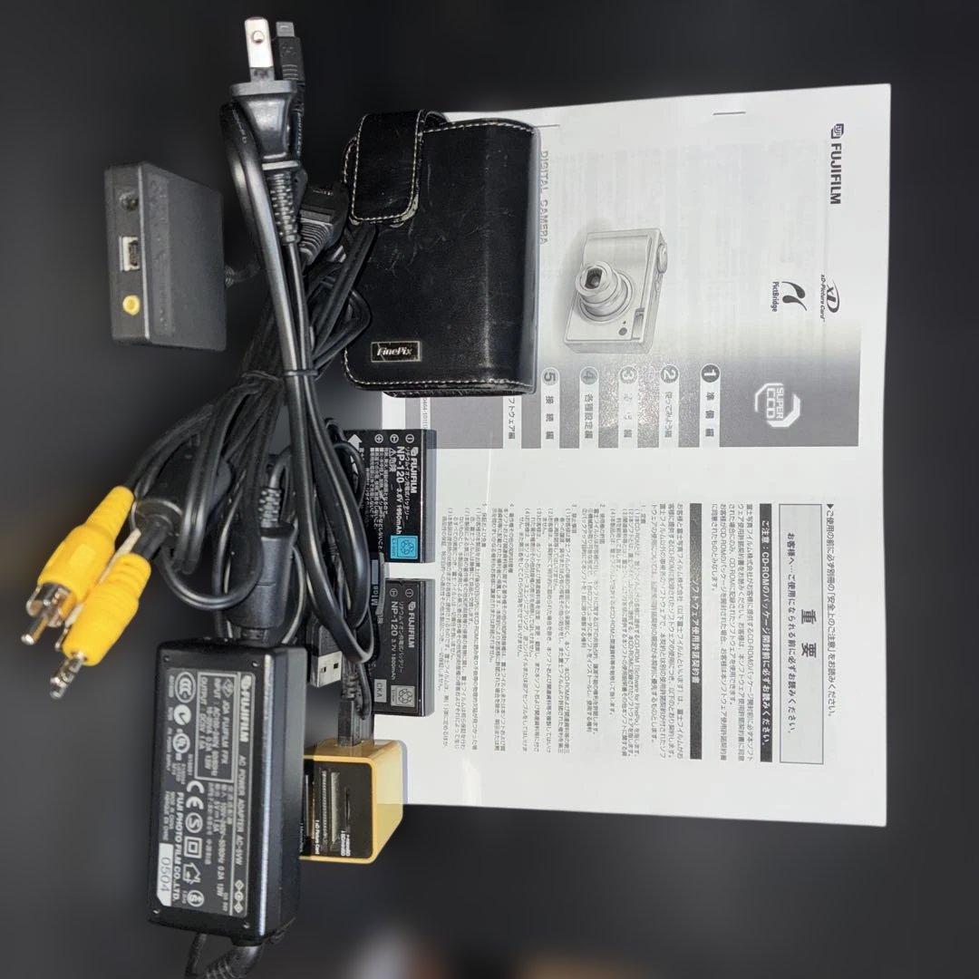 富士フィルム FinePix F10 【 動作確認済 】付属品多数