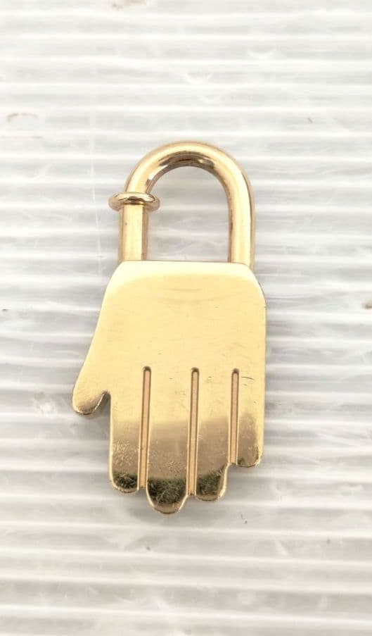 HERMES ハンドモチーフ カデナ チャーム