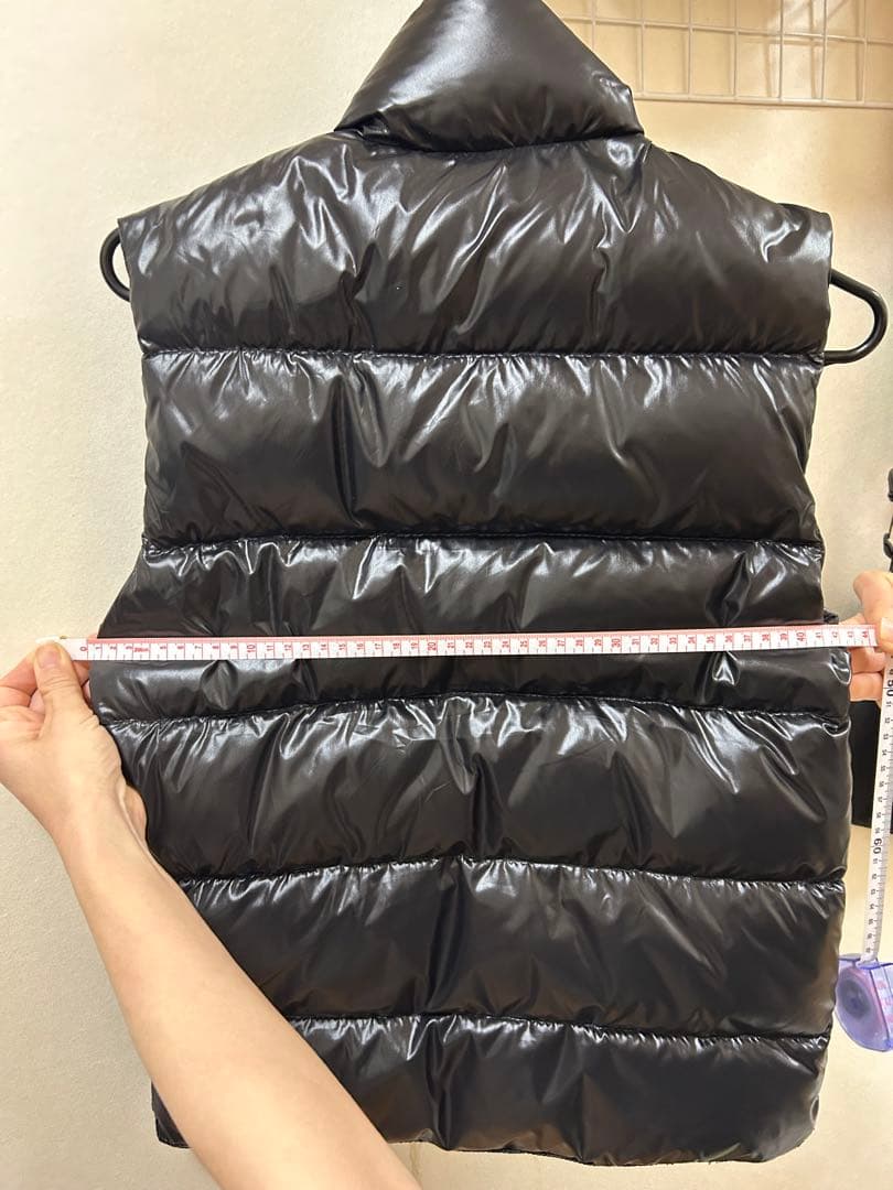 極美品MONCLER ブラック ダウンベスト　　00サイズ