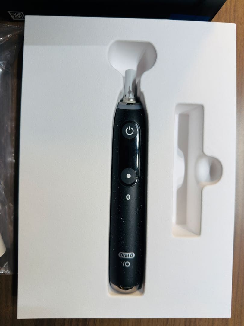 【美品★即日発送】ブラウン 電動歯ブラシ オーラルB iO10コズミックブラック