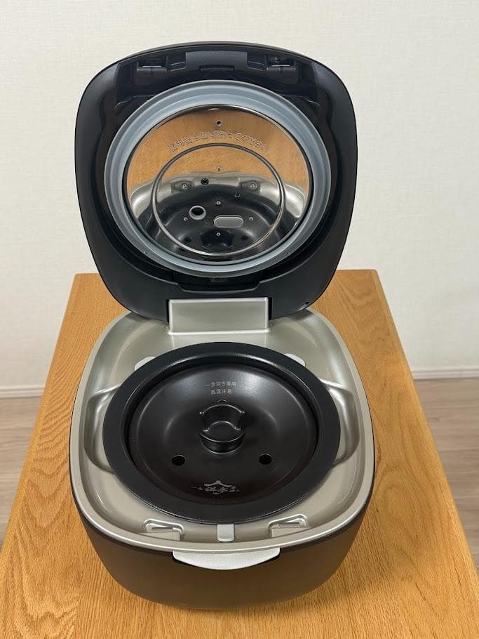 タイガー土鍋圧力IHジャー炊飯器 土鍋ご泡火炊き 5.5合炊き スレートブラック