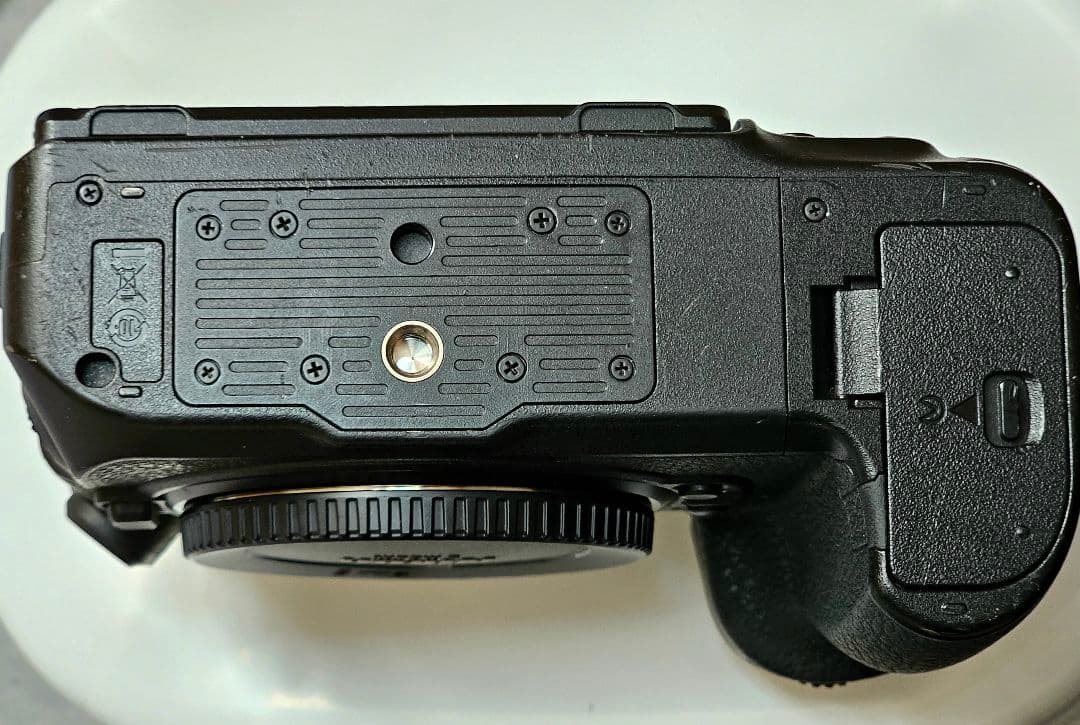 m*u様 Nikon Z8 本体 付属品あり ニコン Z 8