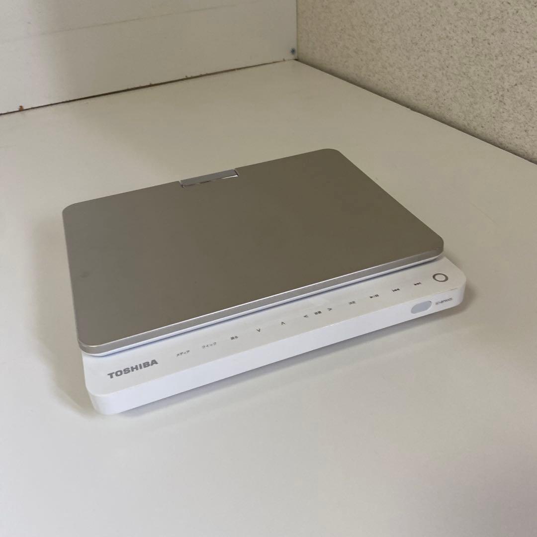 ★中古★東芝レグザポータブル　ブルーレイディスクプレイヤー　3ー2692