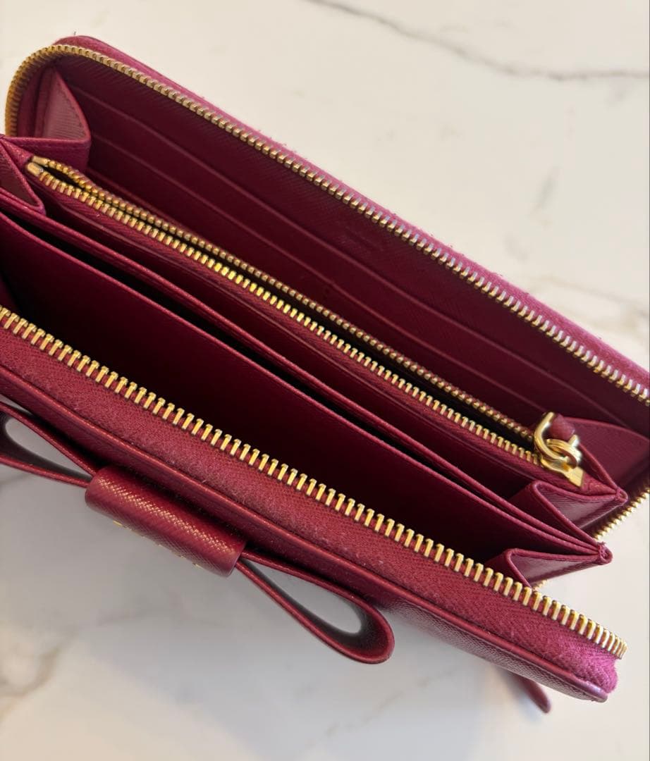 PRADA プラダ リボン 長財布　ゴールド金具　サフィアーノレザー