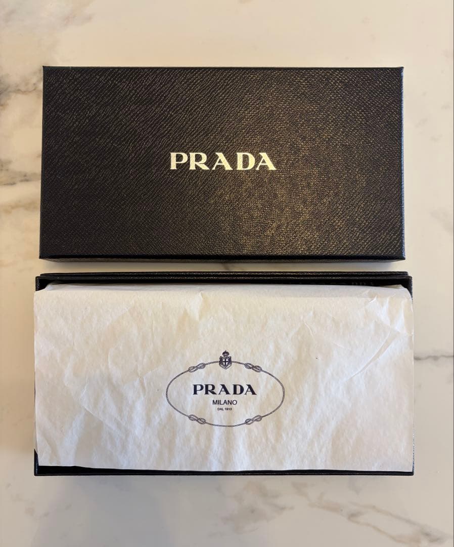 PRADA プラダ リボン 長財布　ゴールド金具　サフィアーノレザー