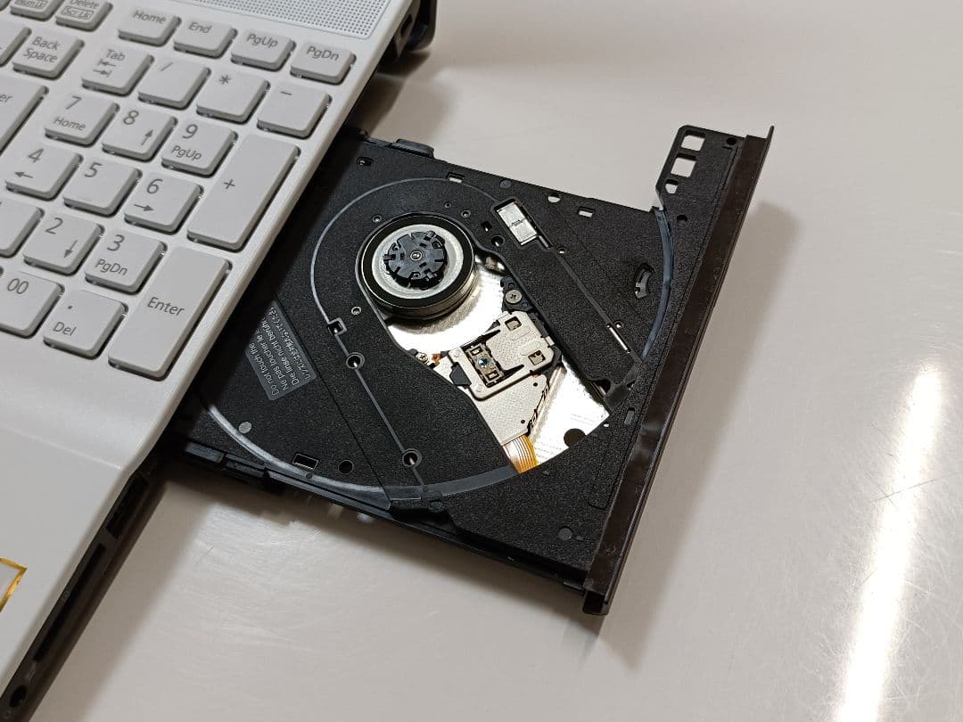 2021年 富士通 Windows11 15.6型 ノートパソコン SSD 40