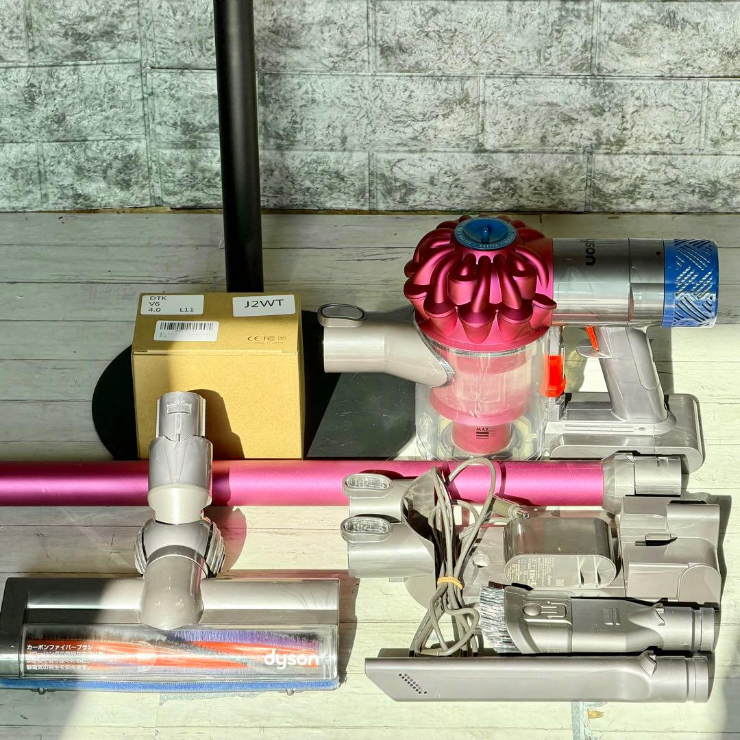 Dyson V6モーターヘッド SV07 新品バッテリー・スタンドセット