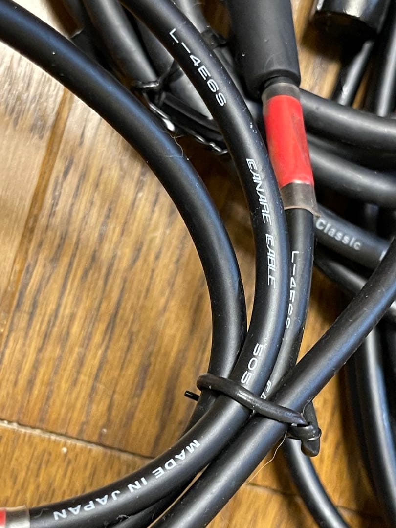 オーディオ ケーブル　プラグ 類　画面全部　映像　カラオケ