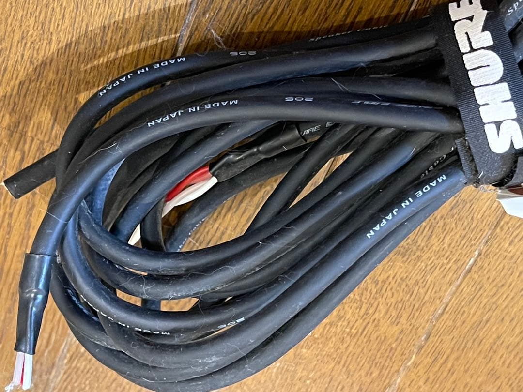 オーディオ ケーブル　プラグ 類　画面全部　映像　カラオケ