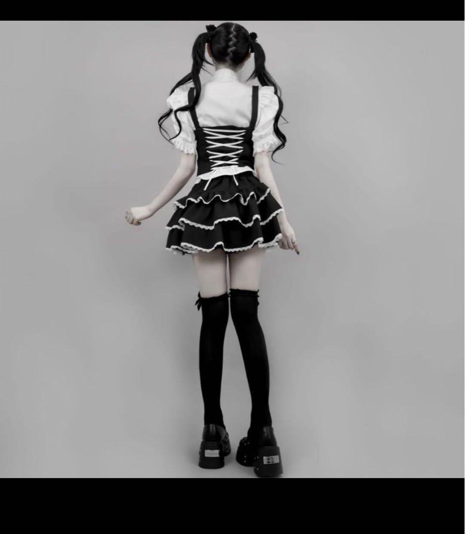 チャーム付きフリルミニスカート【Black】