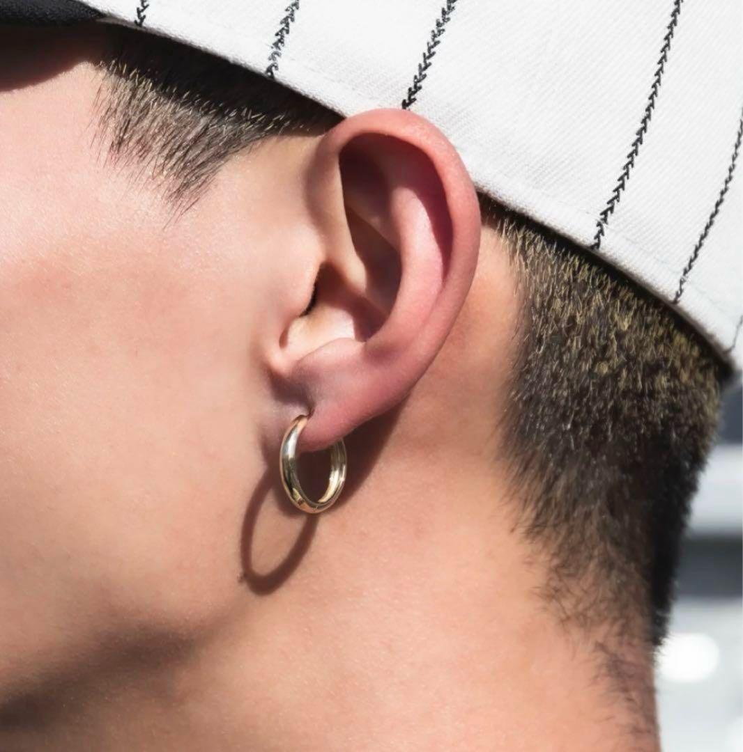 AVALANCHE アヴァランチ　フープピアス　ゴールド　両耳用