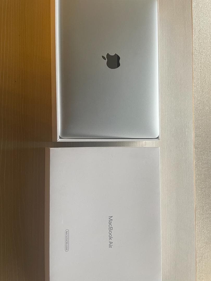 MacBook Air 13インチ シルバー 充電器付き