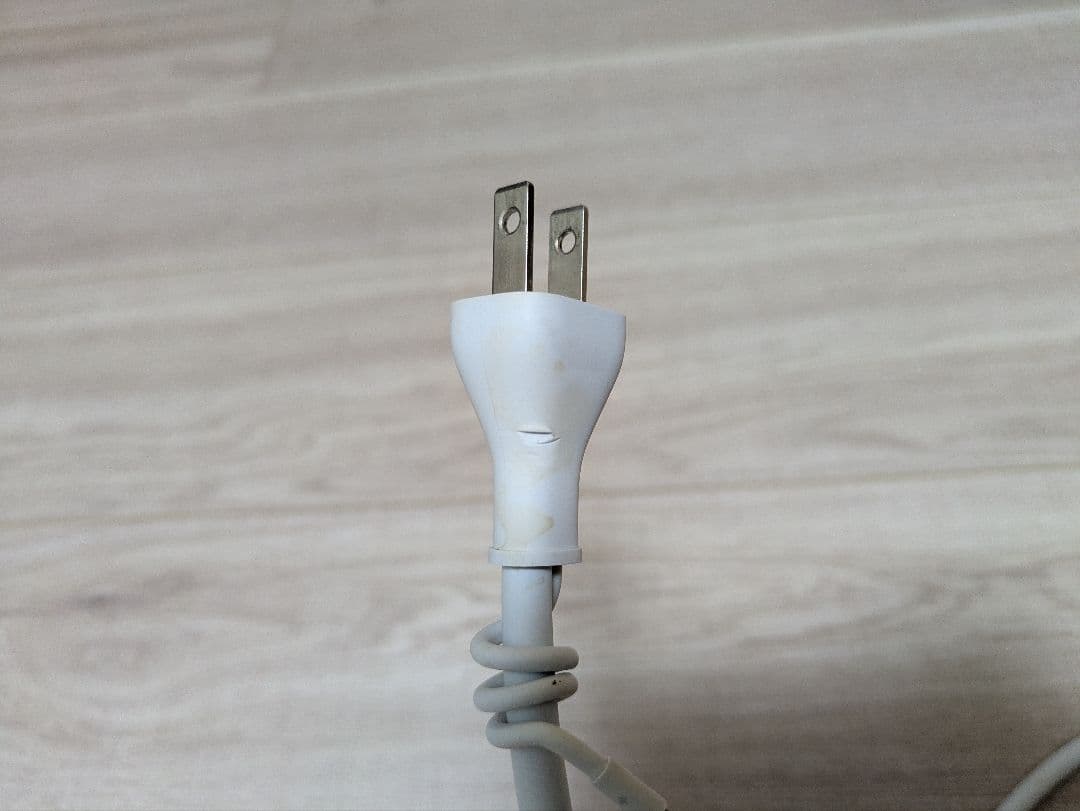 iMac 21.5インチ MRT32J/A