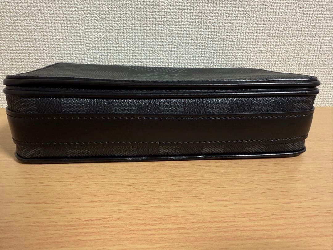 ルイヴィトン　ダミエグラフィット3Dステュディオメッセンジャー