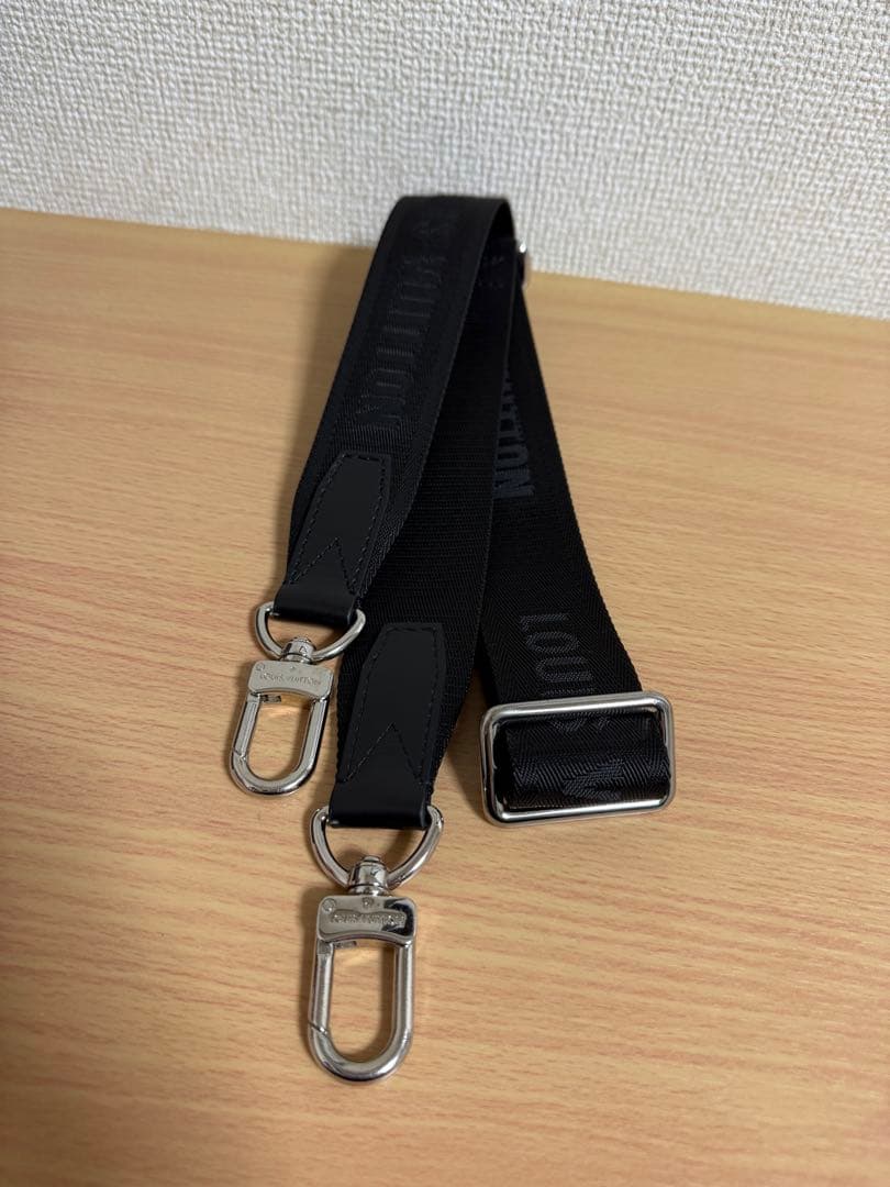 ルイヴィトン　ダミエグラフィット3Dステュディオメッセンジャー