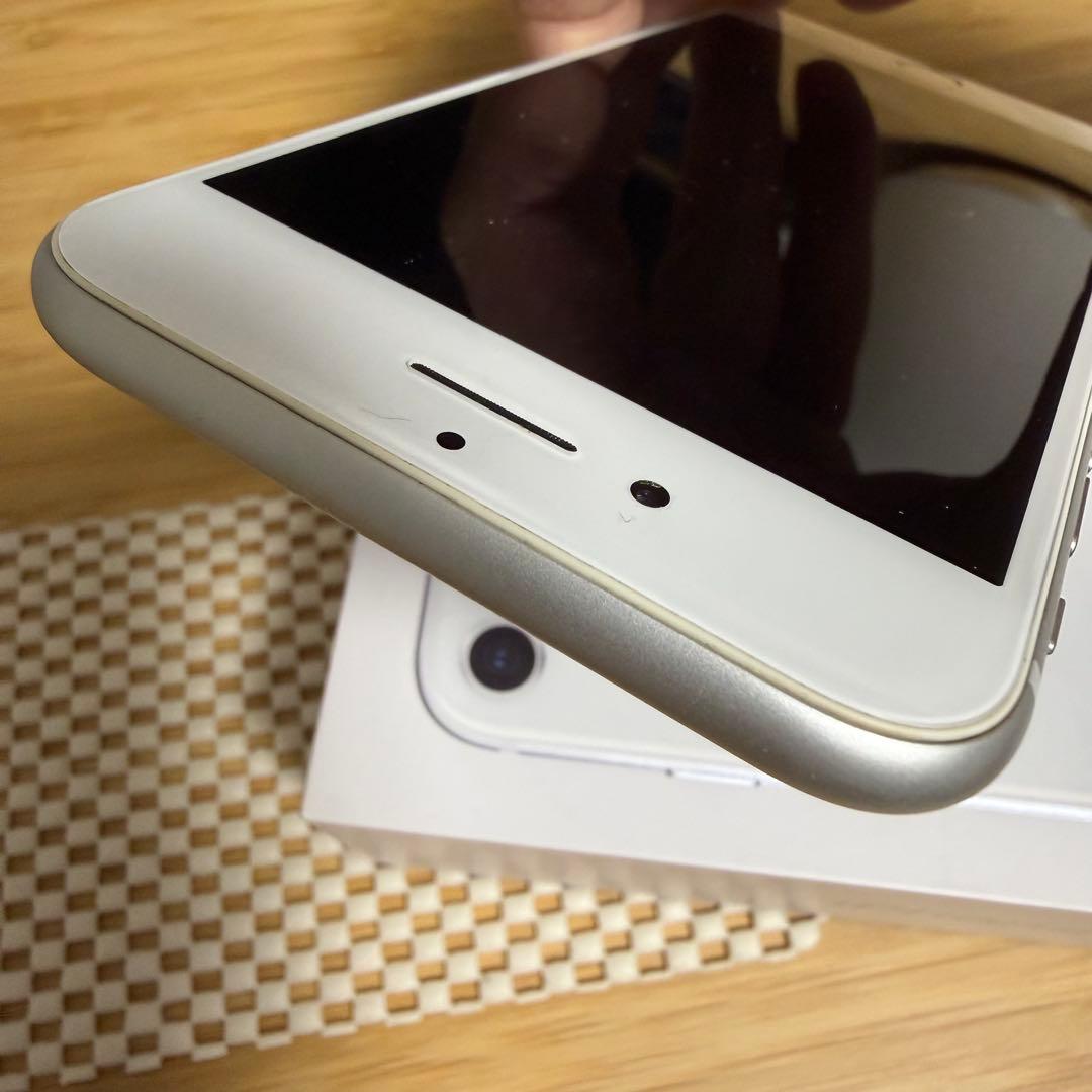 箱付き美品① iPhone8 シルバー 64GB バッテリー90%