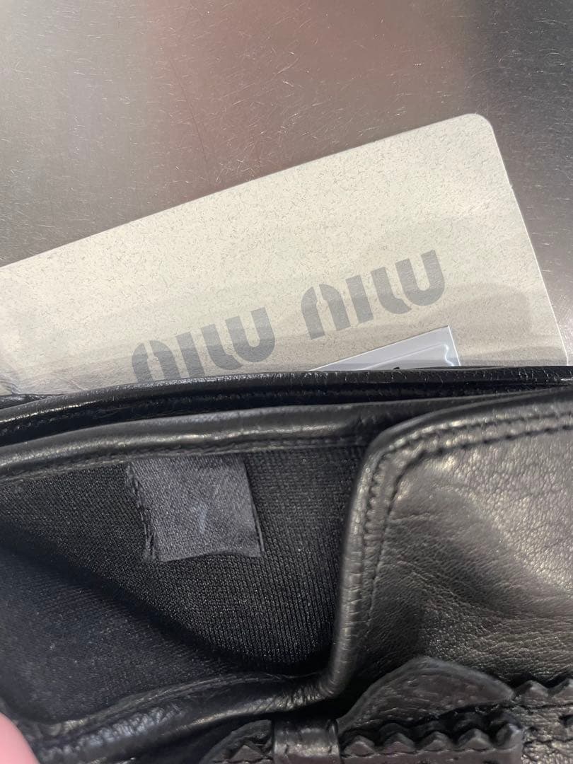 miumiu 手袋　レザーグローブ　黒