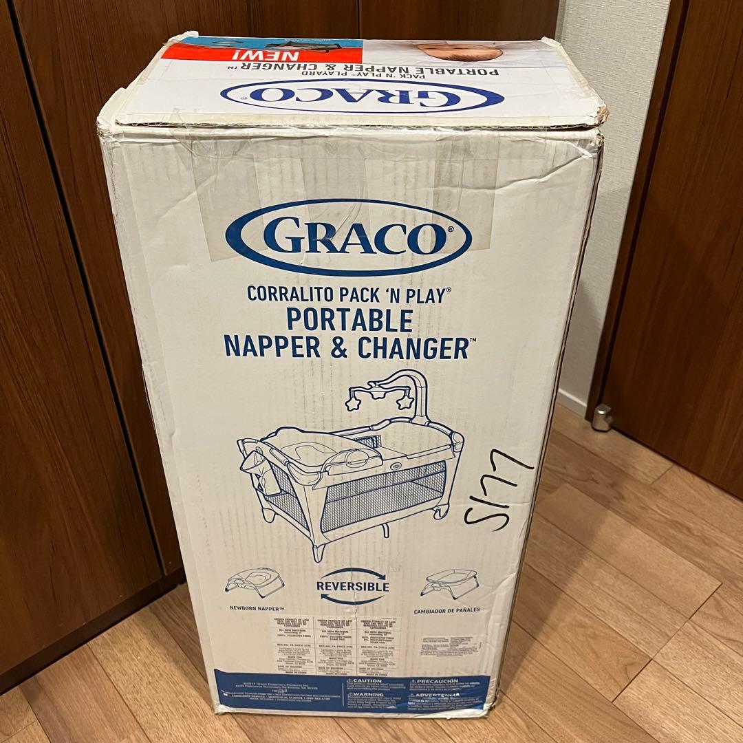 【Graco グレコ】ベビーベッド　ポータブルナッパー＆バシネット付プレイヤード