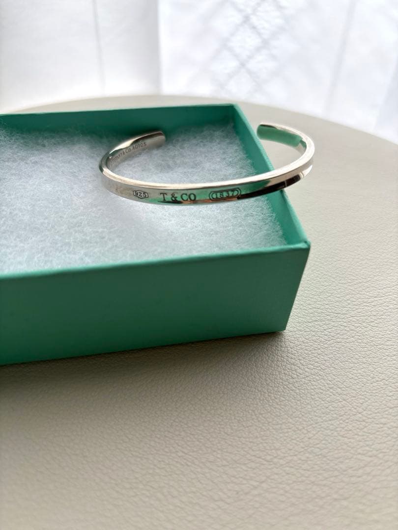 Tiffany & Co. ナロー1837バングル