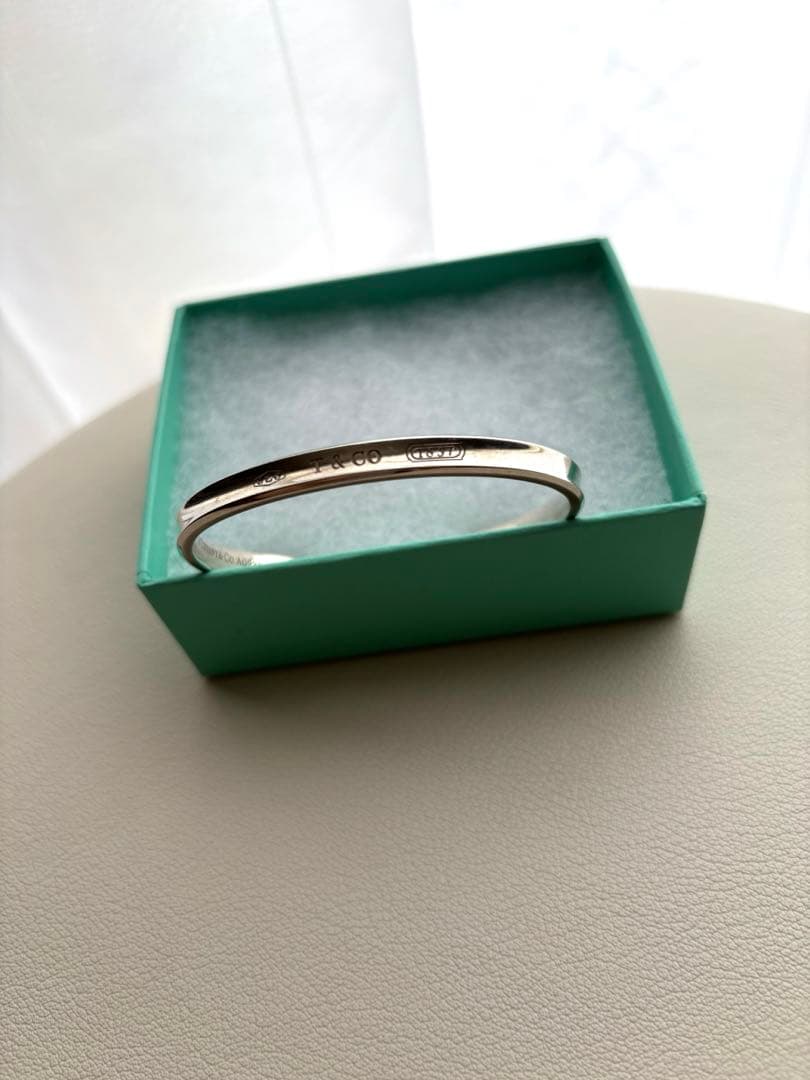 Tiffany & Co. ナロー1837バングル