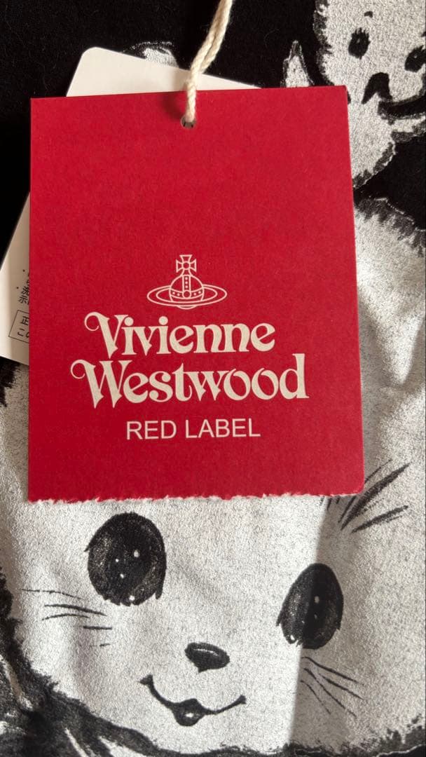Vivienne Westwood Tシャツ 猫