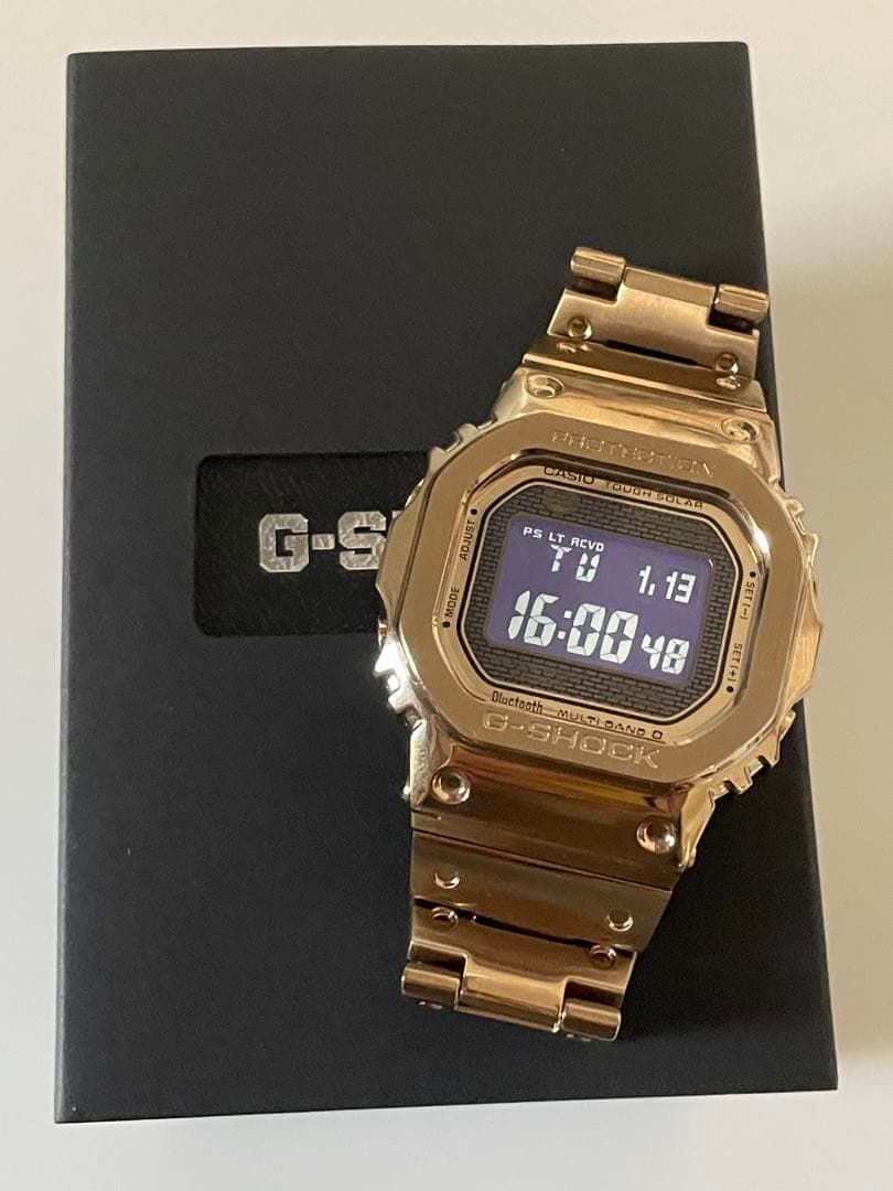 ア*ル様 <美品>G-SHOCKカシオ フルメタル GMW-B5000GD-1J